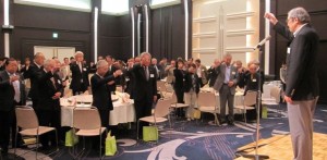 湯川先生の乾杯